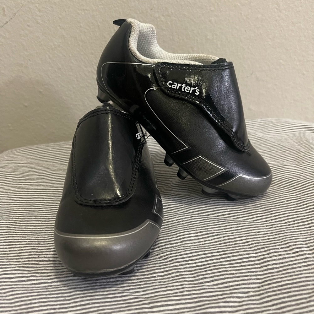 Toddler soccer cleats